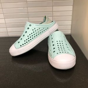 Skechers girls Guzman Steps sandals/water shoes